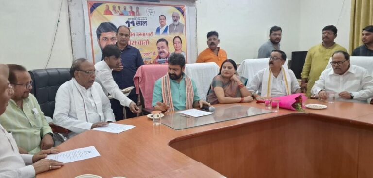 योगी सरकार के 11 साल बेमिसाल अभियान पर बीजेपी का जोर